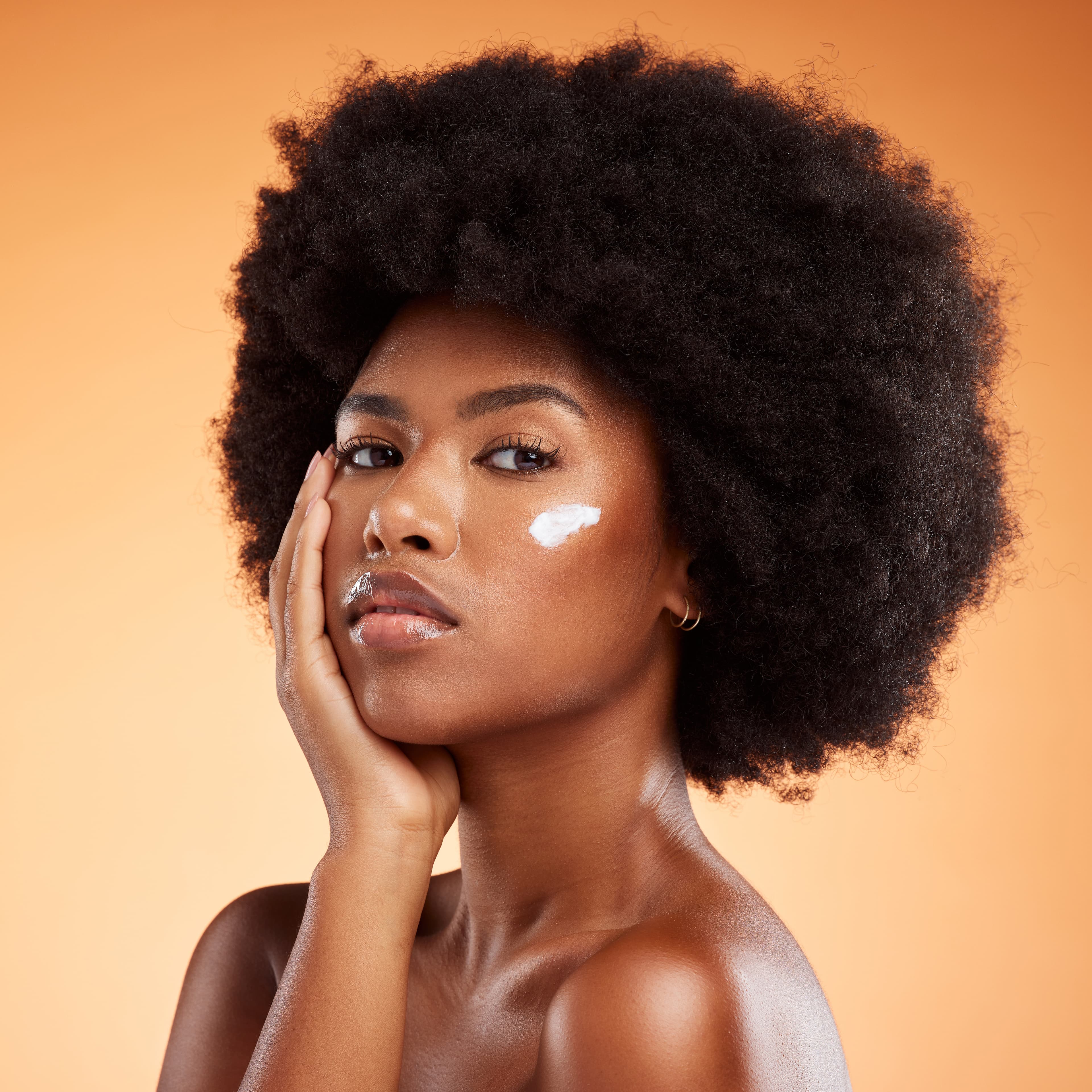 Hands and care for melanin-rich skin
