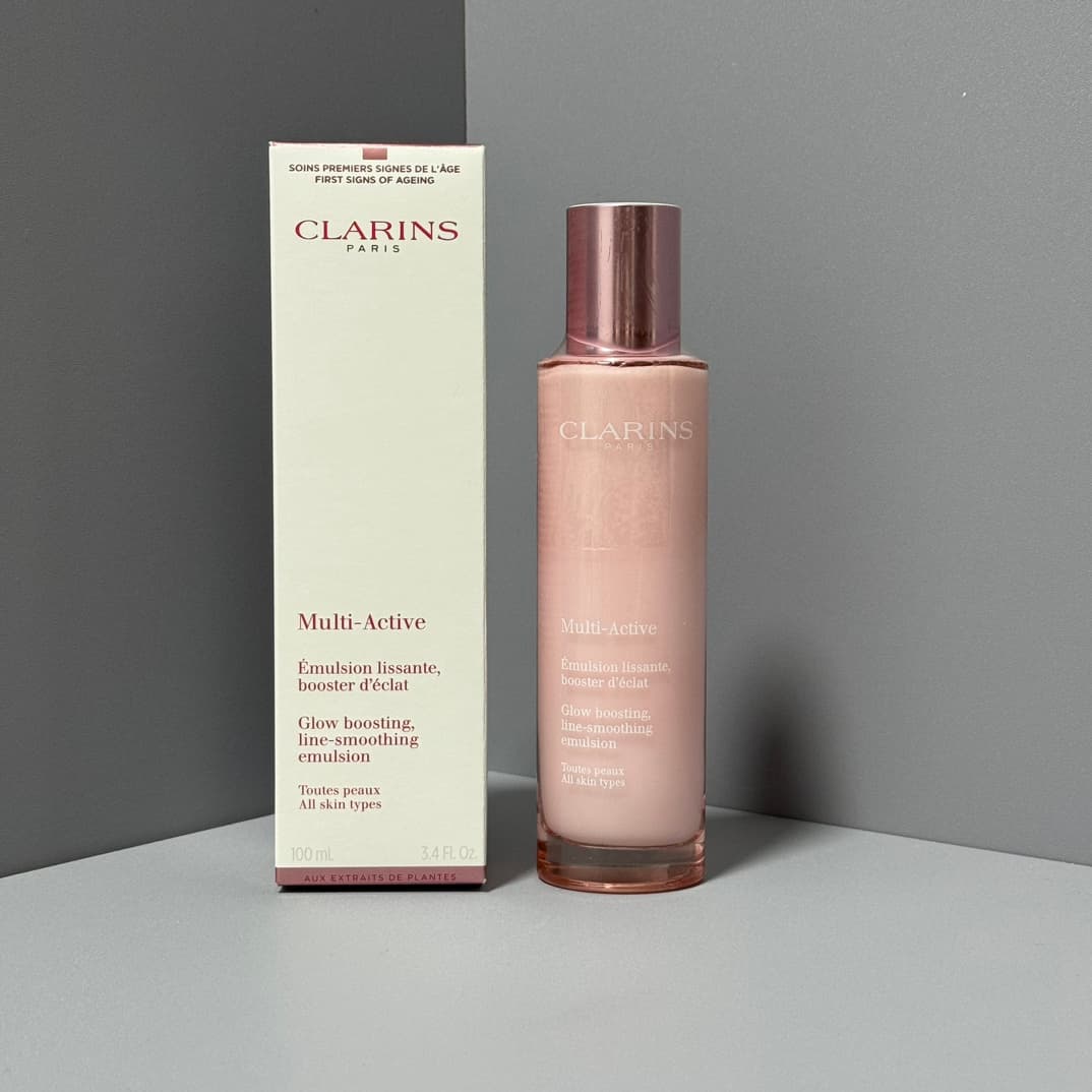 Clarins Multi-Active Glow Boosting Line-Smoothing Emulsion